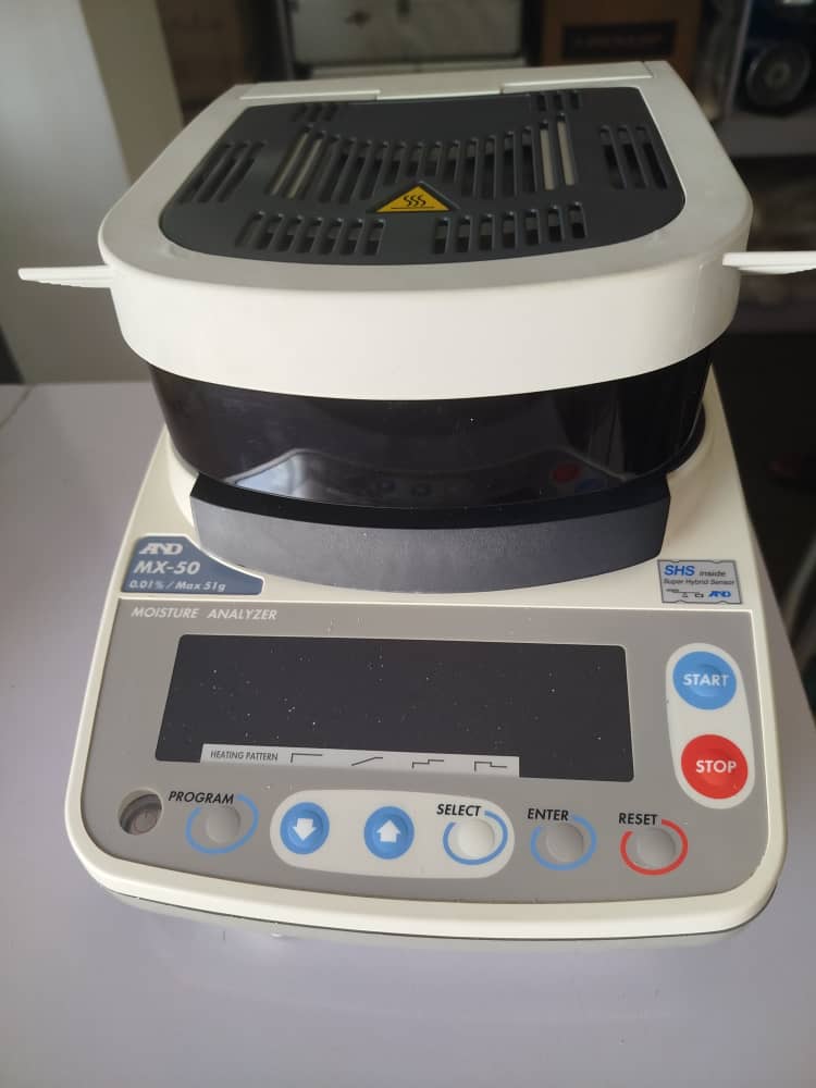 Moisture Analyzer